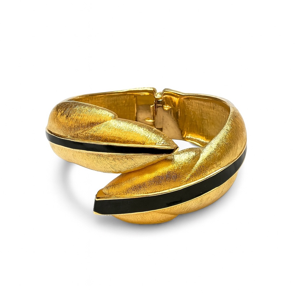 Monet Gold and Black Leaf Bracelet